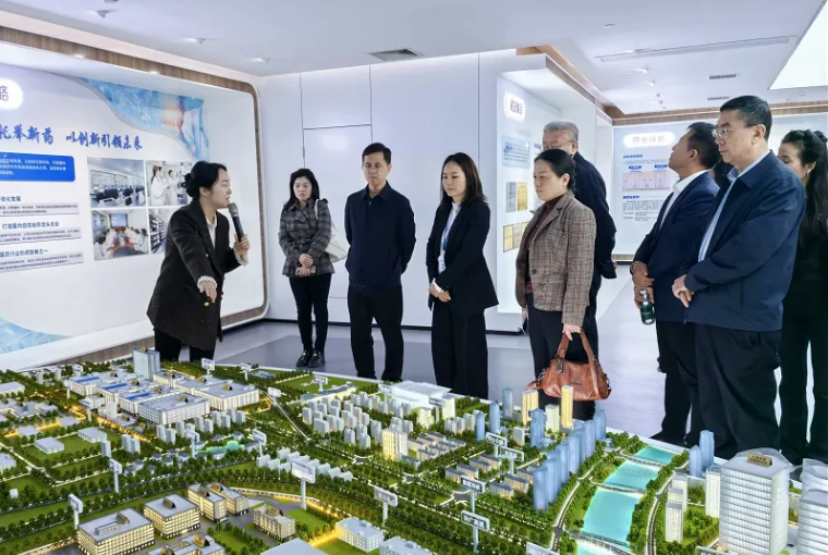 1761892171948019597.png wechat_2025-10-31_142544_361.png